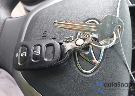 2017 Hyundai Elantra Se из США, поврежденный, VIN KMHD74LF6HU095457